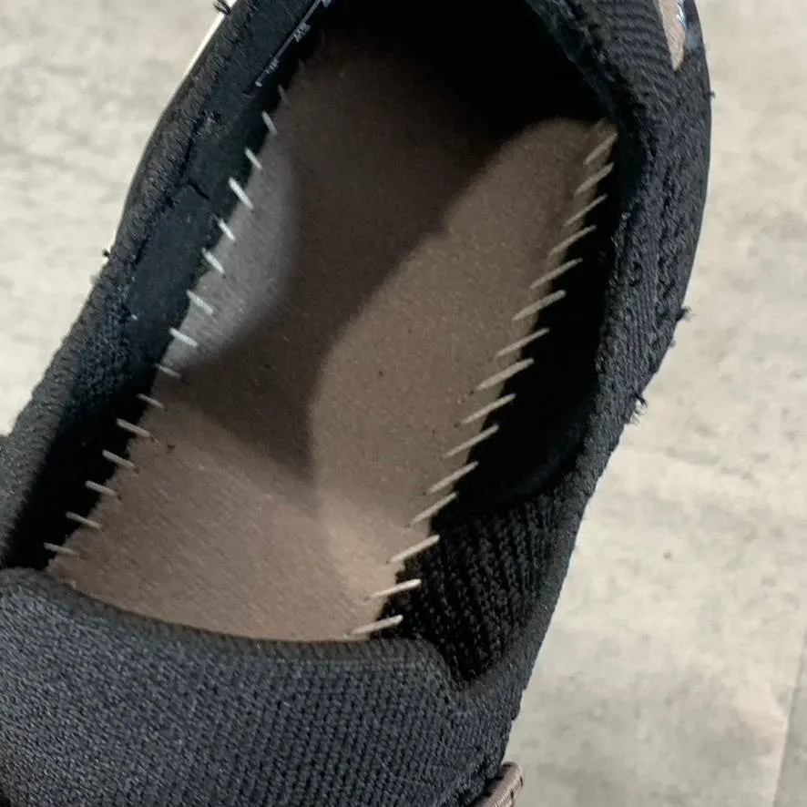 CLARKS Women's Black Combo Fabric Ezera Run Slip-On Sneakers SZ 6.5