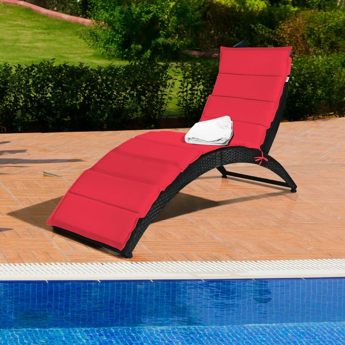 Folding Patio Rattan Portable Lounge Chair Chaise with Cushion/Red