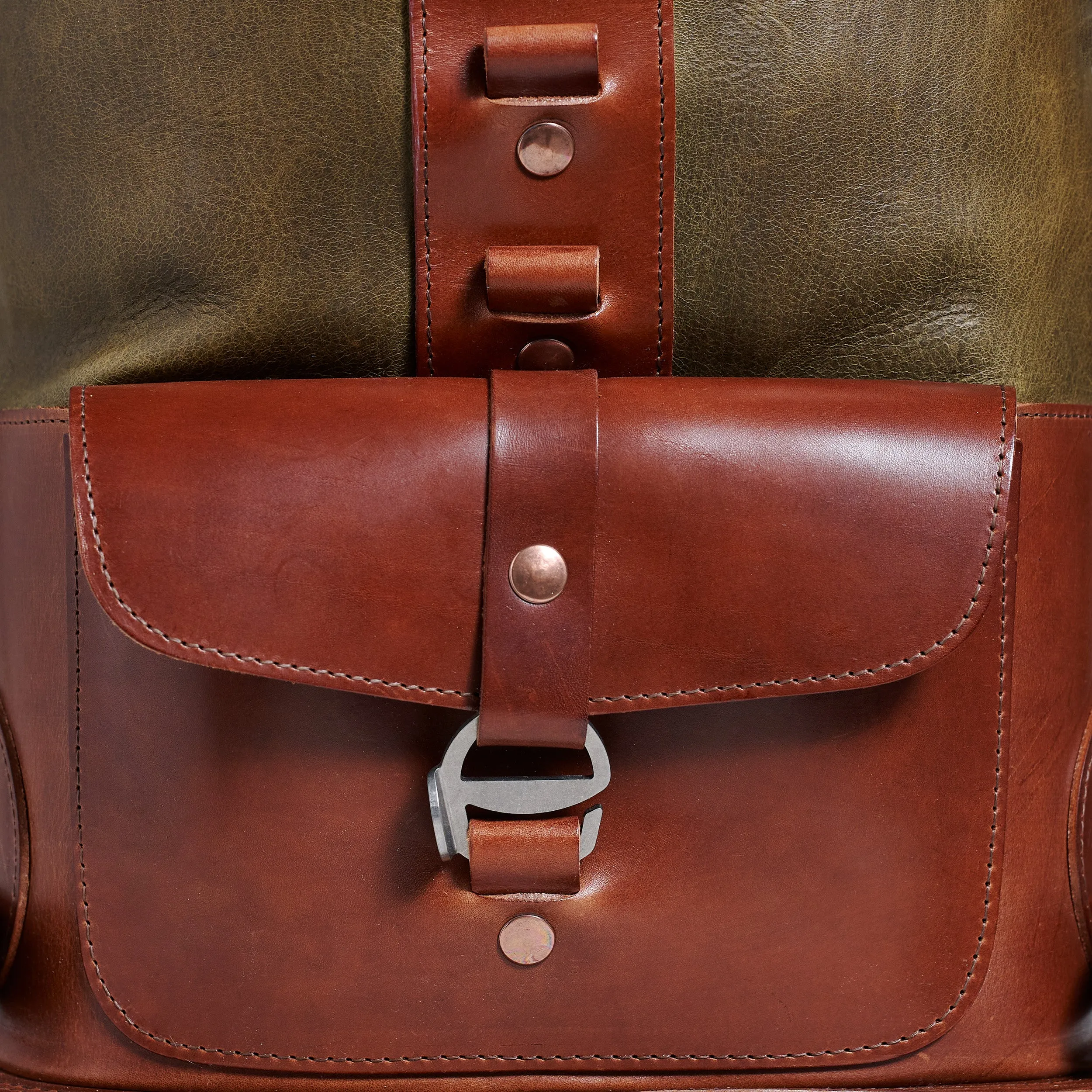 Specials S.03 - MOSS GREEN WHITETAIL FOLD TOP BACKPACK